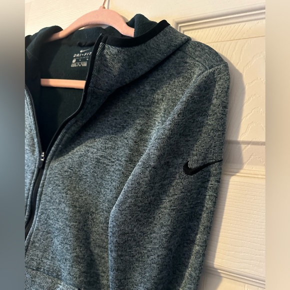 Nike Hoodie - Picture 3 of 6